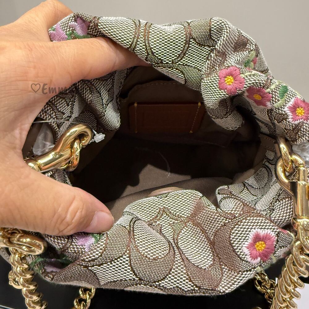 Coach Faye Mini Drawstring Bag Signature Jacquard With Floral Embroidery CDZ94 - Picture 6 of 7